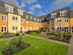 Photo 11- click for photo gallery